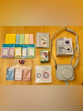 Fujifilm Instax Mini 9 Camera Bundle 📸✨ (Complete Set)